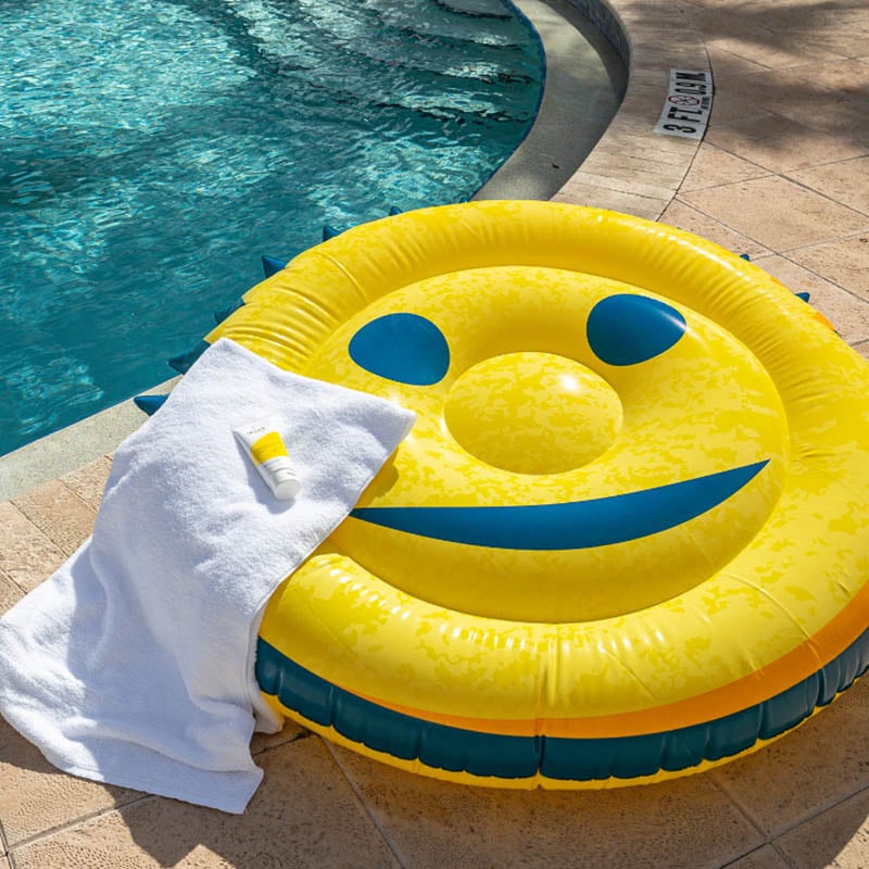 Scrub Daddy Pool Float (EXCU)