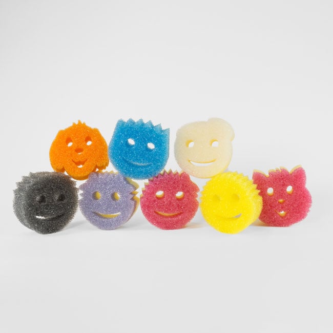 Scrub Daddy Scrub Family 8 Count Sponges and Scrubbers (8SSE)